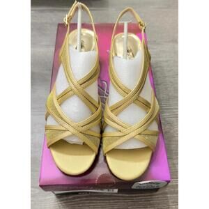 Easy Street Shoes Tristen Gold Satin Glitter Dress Heel Women Size 6